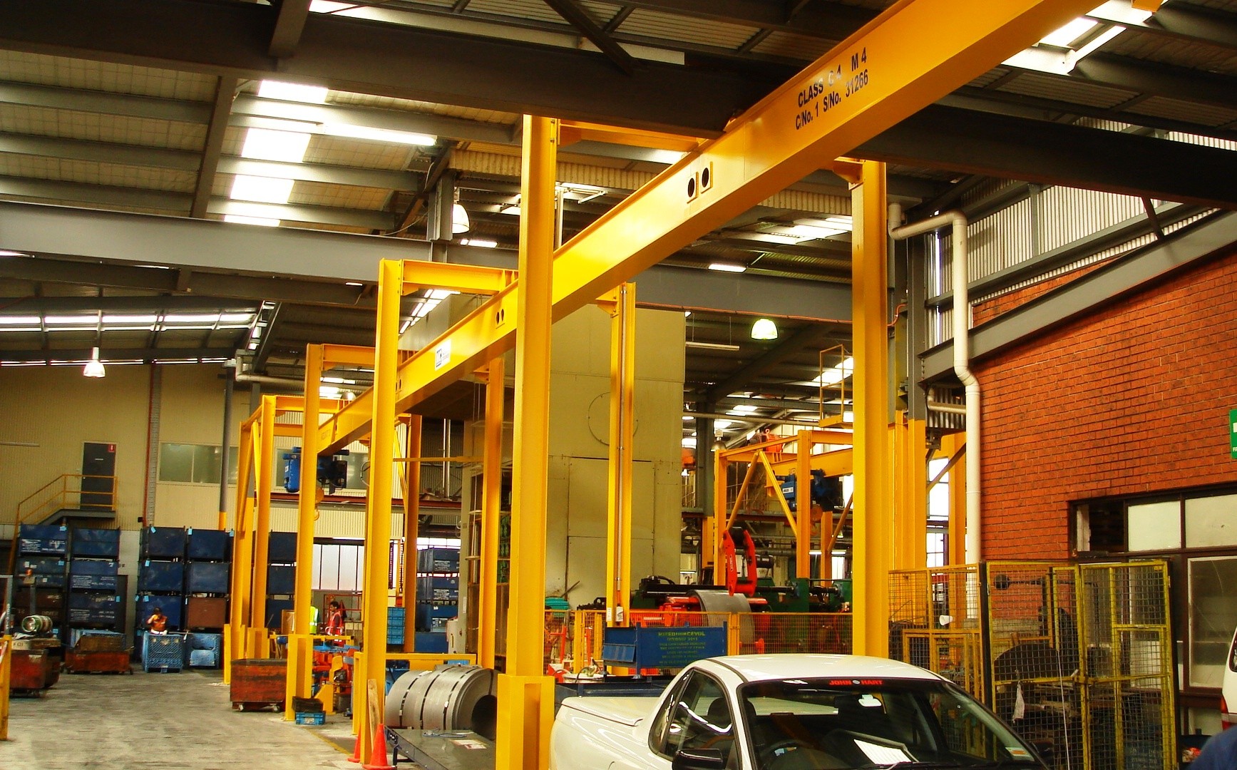 Free Standing Monorail Crane - Image 2